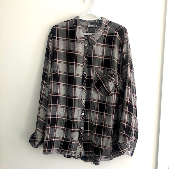 Dex Plus-Size Plaid Button-Up in 3X - Picture 1 of 1